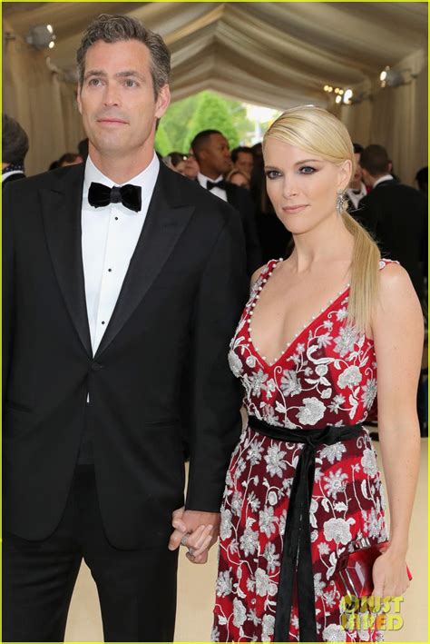 Megyn Kelly Holds Hands With Husband Douglas Brunt At Met Gala 2017