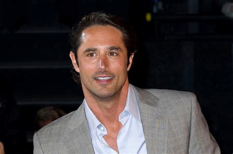 May 17, 2021 · erica was a contestant on season 9 of the bachelor, featuring prince lorenzo borghese. Holidays at Home, and Away - WSJ