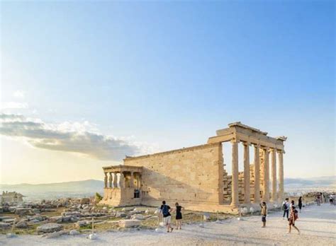 Atene Tour Di Gruppo A Piedi Dell Acropoli Con Una Guida Francese Getyourguide