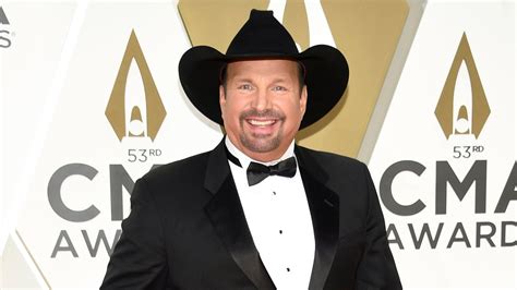 Garth Brooks Net Worth How Much Money Does The Country Star Have