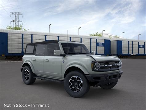 New 2023 Ford Bronco Outer Banks Convertible