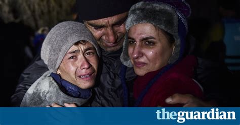 Chaos On Greek Islands As Refugee Registration System Favours Syrians World News The Guardian