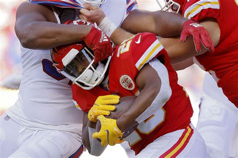 Clyde Edwards Helaire Fantasy Outlook Is Chiefs Rb Worth Drafting In 2023