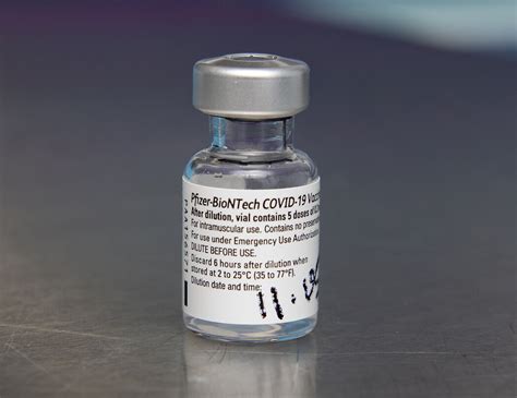 How The Pfizer Biontech Covid Vaccine Works The New York Times