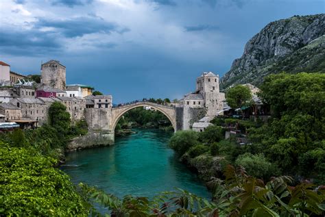 Die Neretva Und Die Brücke Von Mostar Foto And Bild Natur Bilder Auf