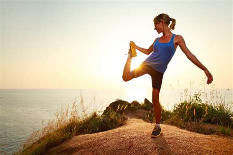 6 best personal training apps for everyone. 5 Warmup Stretches For Runners | Just Run Lah!