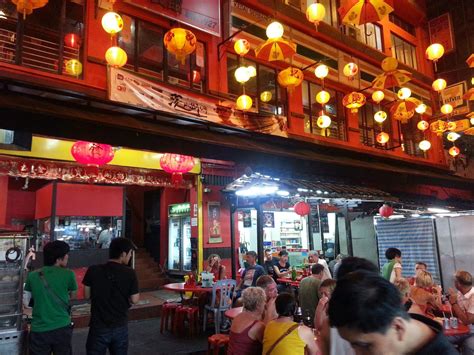 Black and white, chinatown, kl, kuala lumpur, malaysia, street photography. It's About Food!!: Kim Lian Kee Restaurant 金蓮記福建麵美食館 ...