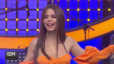 Maybe you would like to learn more about one of these? Simge Sagin OpUcem GEM TV Canli Performans - YouTube