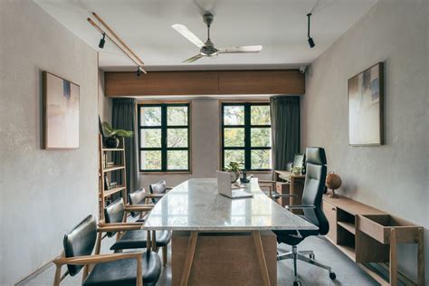 Minimal Office Design That Allows The Simplicity And Diversity To Co