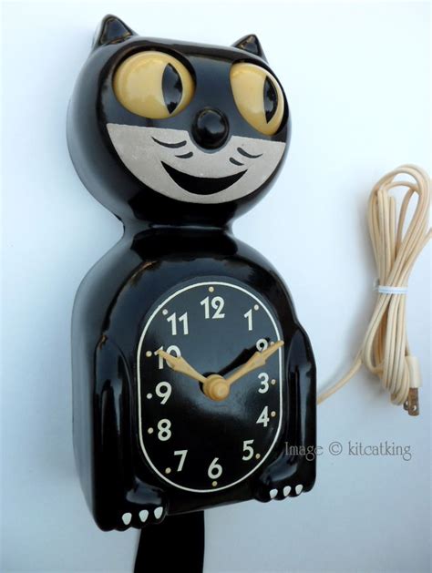 Cat Clock With Moving Eyes And Tail Vintage Vintage Render