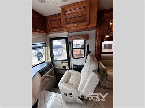 Used 2013 Holiday Rambler Endeavor 43 Dft Motor Home Class A Diesel