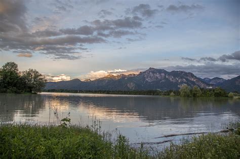 Im winter ist es normal, dass der forggensee abgestaut wird, um im frühjahr das wasser der schneeschmelze aus. Forggensee-Panoramaweg • Wanderung » outdooractive.com