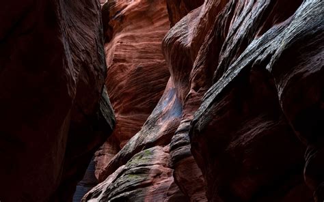 Download Wallpaper 2560x1600 Canyon Cave Sandy Rocks Widescreen 16