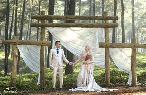 Hutan pinus kalipasang ini terletak di desa batur, kec getasan , kabupaten semarang. Hutan Pinus Limpakuwus Banyumas - Tiket Masuk dan Lokasi ...