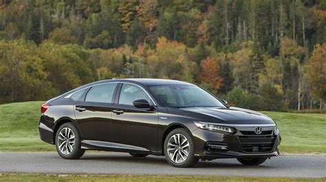 † limited time lease offers provided through honda financial services (hfs), on approved credit, on qualifying new and previously unregistered 2021 honda accord sedan se models. 2018 Honda Accord Touring Hybrid: New car reviews ...