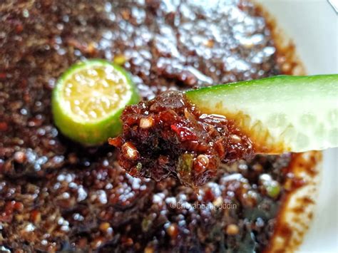 This sambal kecap pedas is one of my most favorites. Resepi Sambal Kicap Sedap Untuk Dibuat Stok. Umphh Memang ...