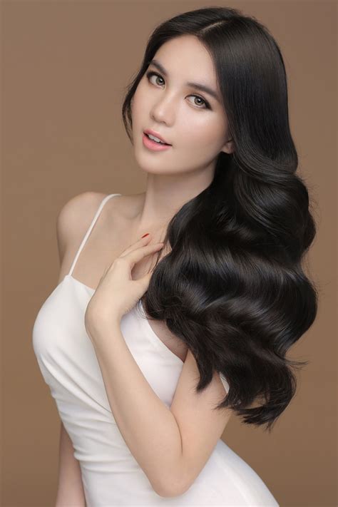 Thành viên đang online status mới đăng search profile posts. Ngọc Trinh khác lạ trong bộ ảnh "vô hồn" với Linh Chi ...