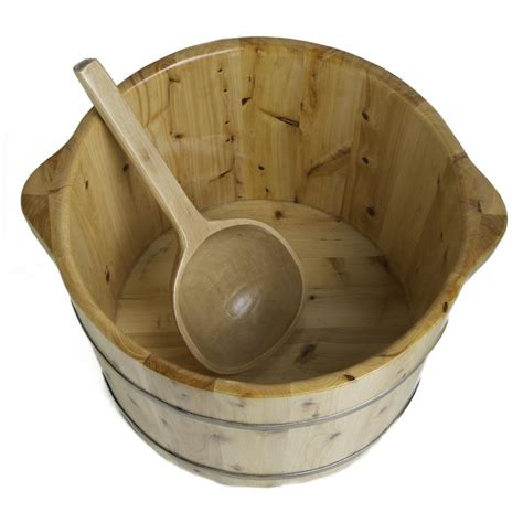 Foot soaks may help people soothe sore muscles, moisturize dry skin, and aid in relaxation. Round Wooden Cedar Foot Soaking Tub