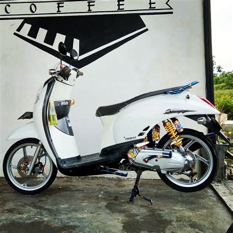 Home » modif motor » gambar modifikasi honda beat karbu babylook 2019. 68 Foto Modifikasi Scoopy Babylook Super Keren Terbaru