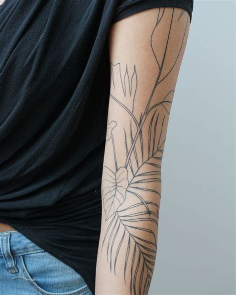 Botanical Illustration Tattoos En 2020 Con Imágenes Tatuajes Femeninos