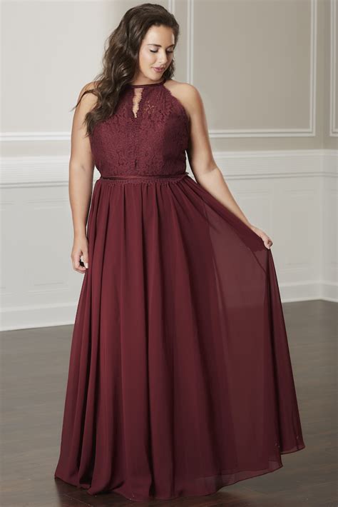 Long sleeves appliques plus size wedding dress 2019. 10 Flirty Plus-Size Bridesmaid Dresses BridalGuide
