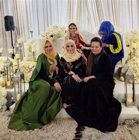 Home » izara aishah » cantiknya izara aisyah dah macam princess. TRIPLE CANTIK! IZARA AISYAH