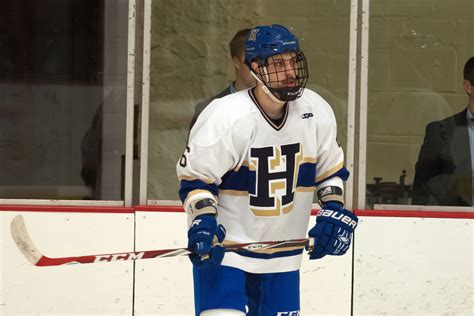 Mens Hockey Rallies Late At Tufts For 6th Tie News Hamilton College
