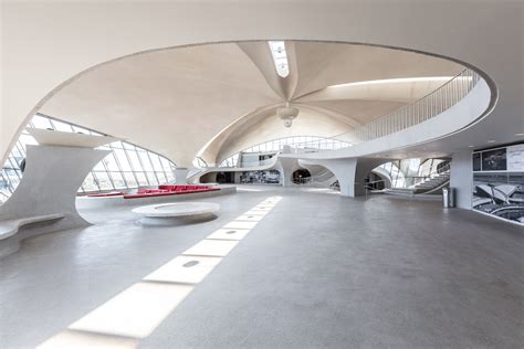 Twa Hotel Inside Eero Saarinens Jfk Airport Terminal Opens