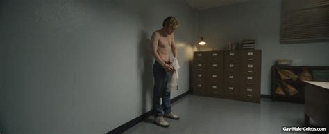 Evan Peters Nude Gay Sex Scenes In Dahmer Man Naked