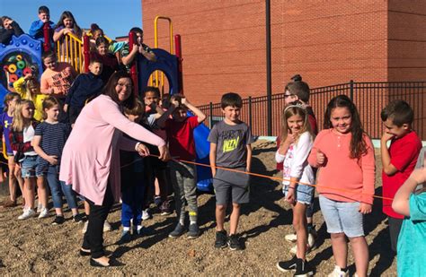 Puxico Elementary Gets New Playground Equipment