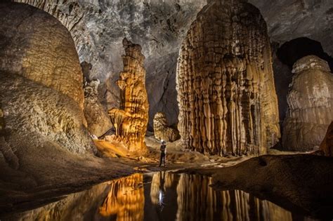 Tour Of Son Doong Cave The Largest Caves Of The World