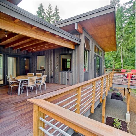When we first brought news of method homes in april, we were pretty excited because they were cruising along with construction at a pretty quick clip. Spencer Lake Method Home. | Method homes, Contemporary ...