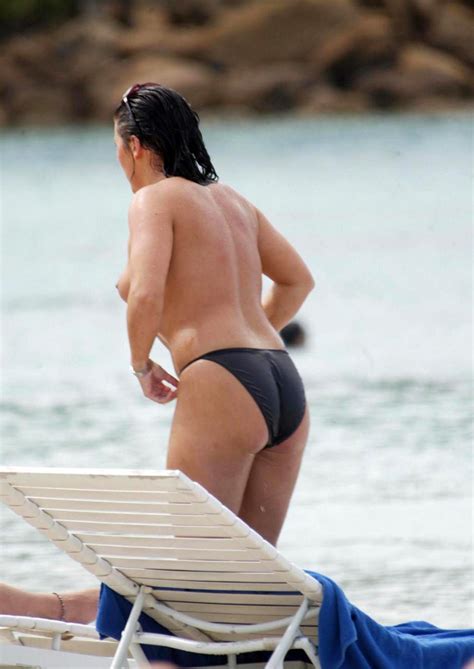 fat jessie wallace topless in the caribbean scandal planet