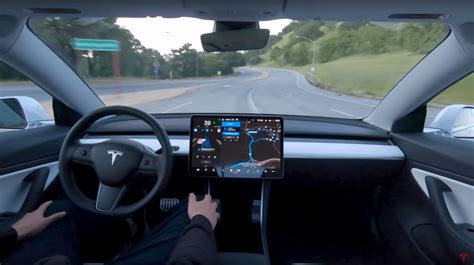 La Tesla Model 3 Profiterait Dun Lifting Intérieur Toujours Bienvenu