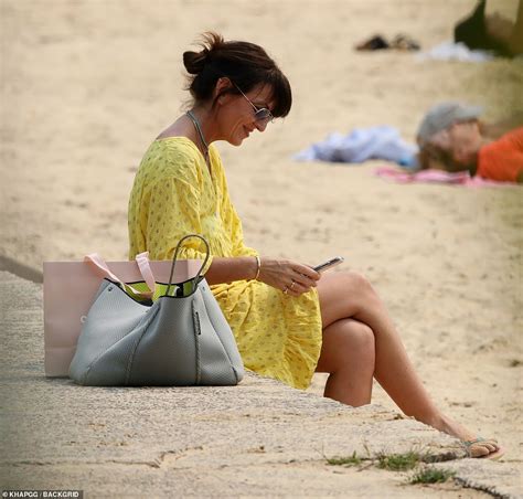 Davina Mccall 52 Wears Bandeau Bikini On Australian Beach Daily Mail Online