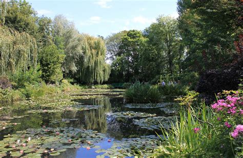Gartenwelt garten natur pflanzen monet monet garten blumen geheimer garten geheime gärten. Garten von Claude Monet in Giverny/Normandie Foto & Bild ...