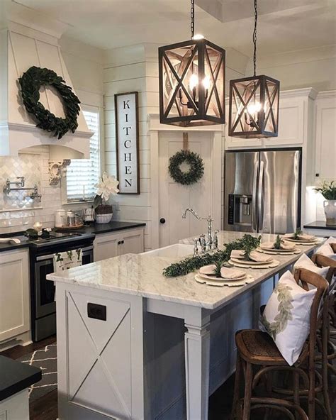 In this video, we'll show you great ideas for your kitchen, dining room and living room.music. Farmhouse kitchen inspo!...Tag your bestie!... credi ...