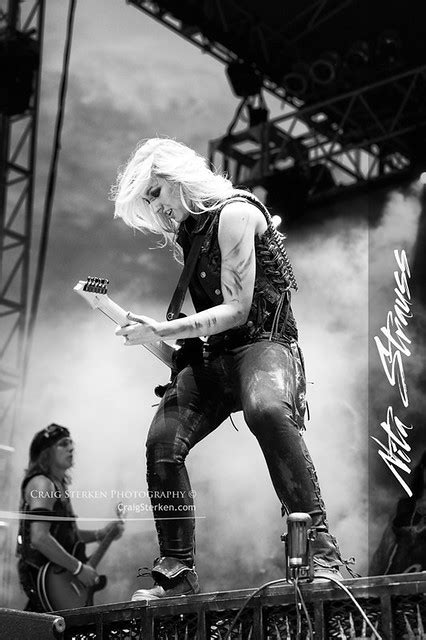 Nita Strauss Of The Alice Cooper Band June 28 2014 Bay Flickr