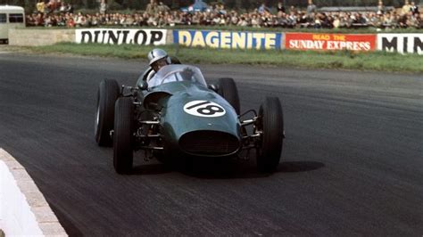 And on wednesday afternoon, the team revealed their new british racing green car read more: Aston Martin Tentukan Waktu Launching Tim untuk F1 2021 ...