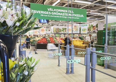 Coop panga krediitkaart kehtib nüüd coopi kauplustes kliendikaardina. Coop Pressrum