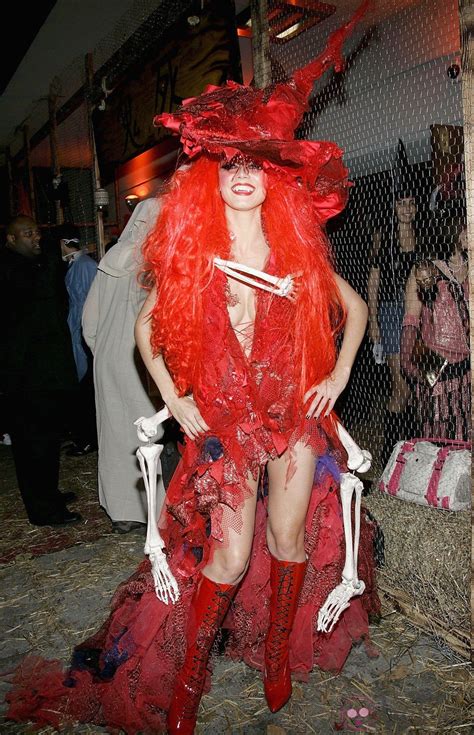 Heidi Klum En Halloween 2004 Disfraces Para Halloween De Heidi Klum