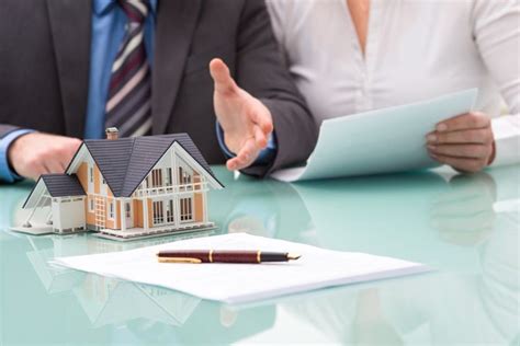 Top Tips For Hiring The Best Property Conveyancer Estate Lawyer Real