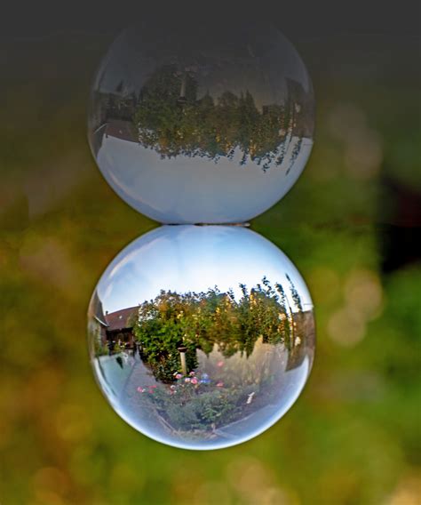 Weitere ideen zu mini garten, gartenterrarium, pflanzen. Glaskugel im Garten Foto & Bild | fotomontage ...