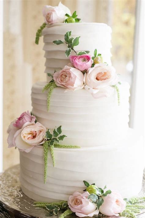 20 most romantic floral wedding cakes you can imagine weddingcake romanticcakes floralcake