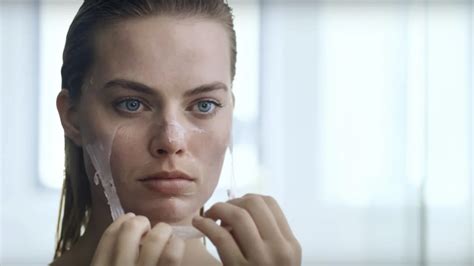 Vogue Margot Robbies Beauty Routine Is Psychotically Perfect On Vimeo