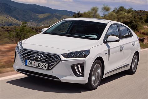 New Hyundai Ioniq Hybrid 2019 Review Auto Express