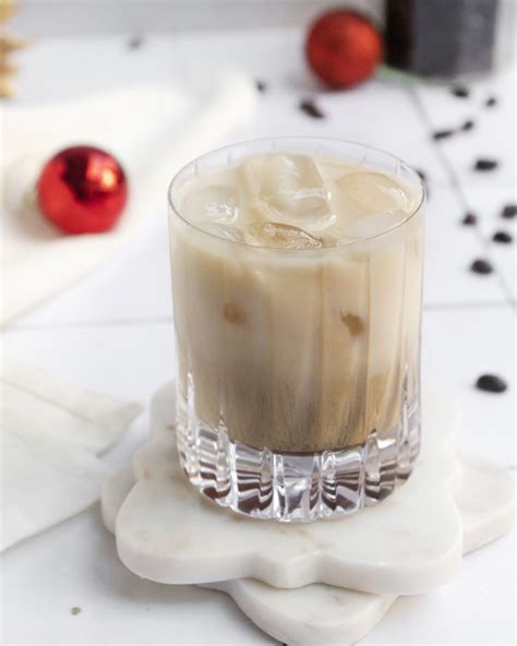 Baileys White Russian Cocktail Recipes From A Pantry