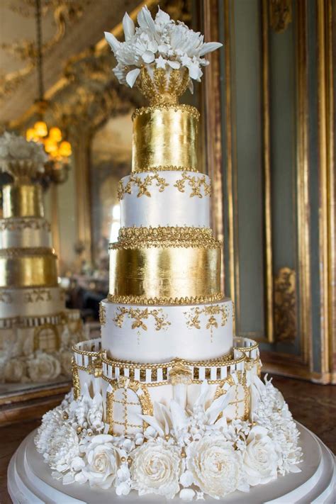 Huge Wedding Cakes Extravagant Wedding Cakes Wedding Cake Art