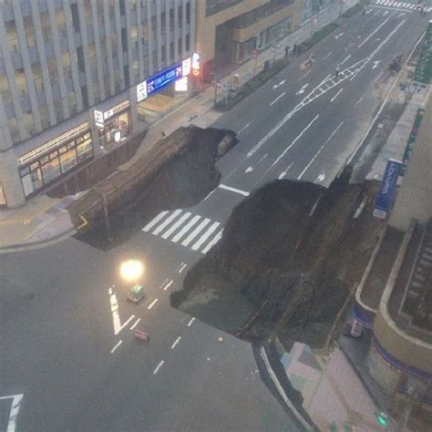 Huge Sinkhole Swallows Up Road In Fukuoka Japan Cww7news