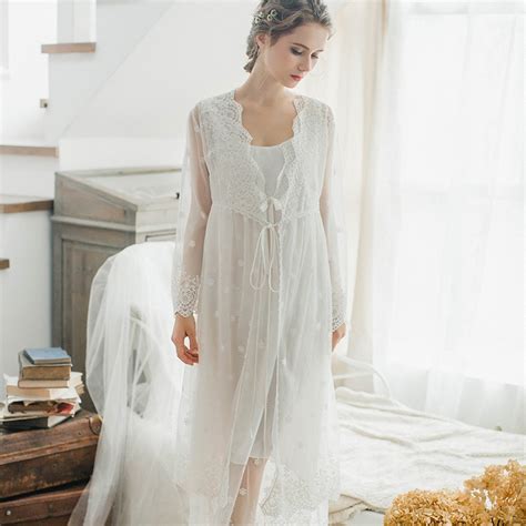 Robes Set 2018 Nightgown Sleepshirts Lace Cotton Bathrobe Sets Sexy Nightdress Peignoir Wedding